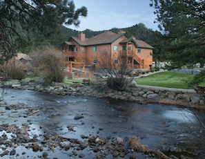 Worldmark Estes Park_5.jpg