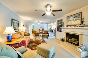 Living Area | Full Sleeper Sofa | Fireplace | Smart TV