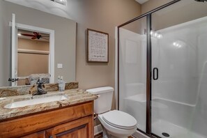 private bathroom in each bedroom