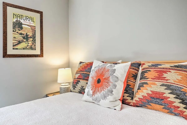 Queen bed 2