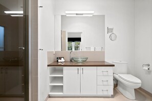 Ensuite bathroom