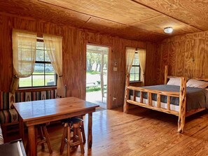 Hackberry Cabin 7 (2)