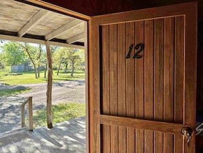 Redbud Cabin 12 Entryway