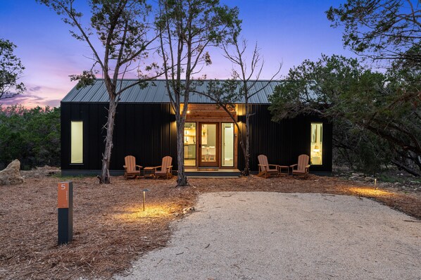 Your cabin dream awaits...
